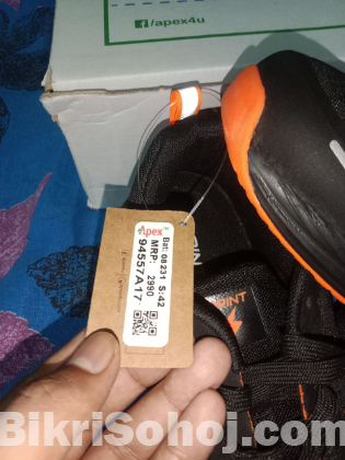 Apex sprit shoe